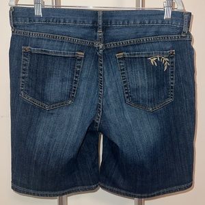 Eddie Bauer Women's Boyfriend Denim Shorts with Embroider details Size 10